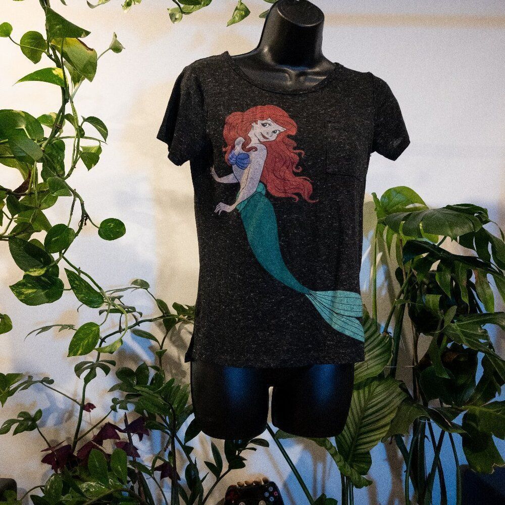 Disney Ariel Graphic Tee Burnout T-Shirt, My Little Mermaid, Size M